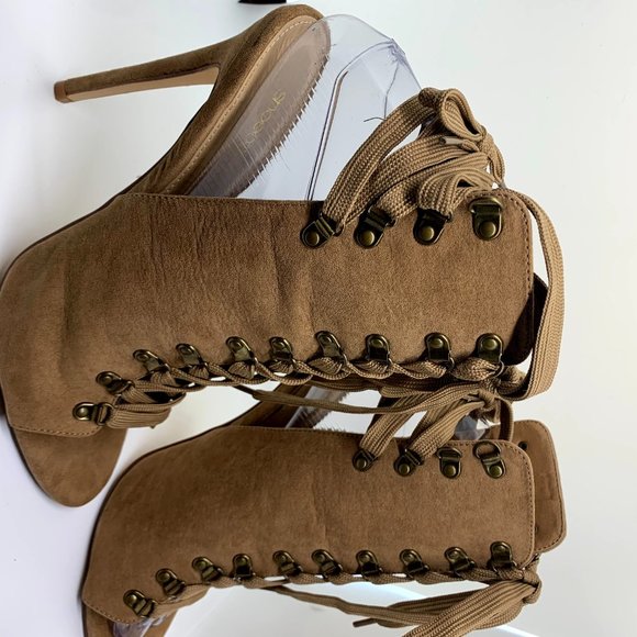 Shoe Dazzle Open toe lace up bootie - Picture 2 of 6